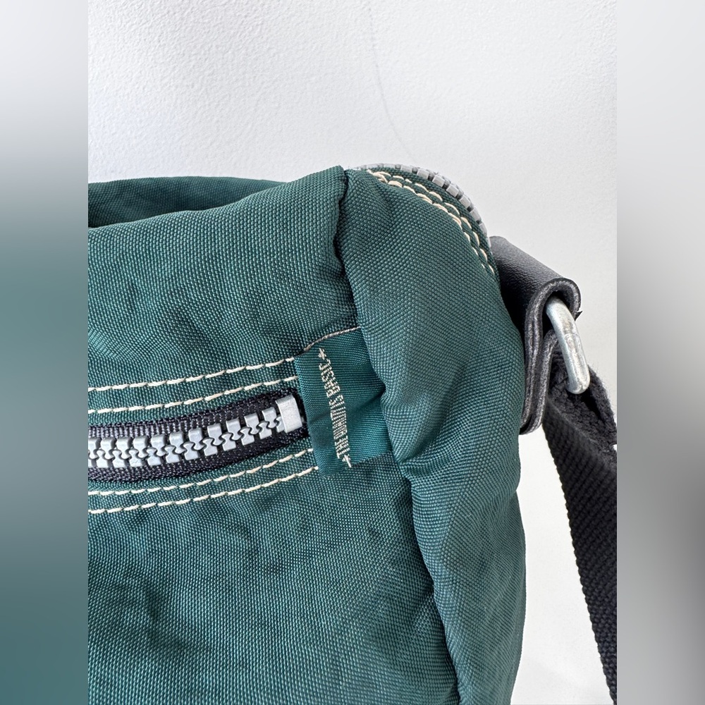 Kipling Green Crossbody with Furry Gorilla Keychain - Picture 5 of 6